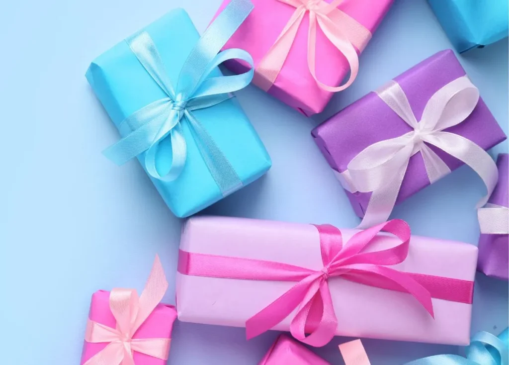 Vì sao quà sinh nhật dưới 100k vẫn "ghi điểm" trong mắt nàng?
